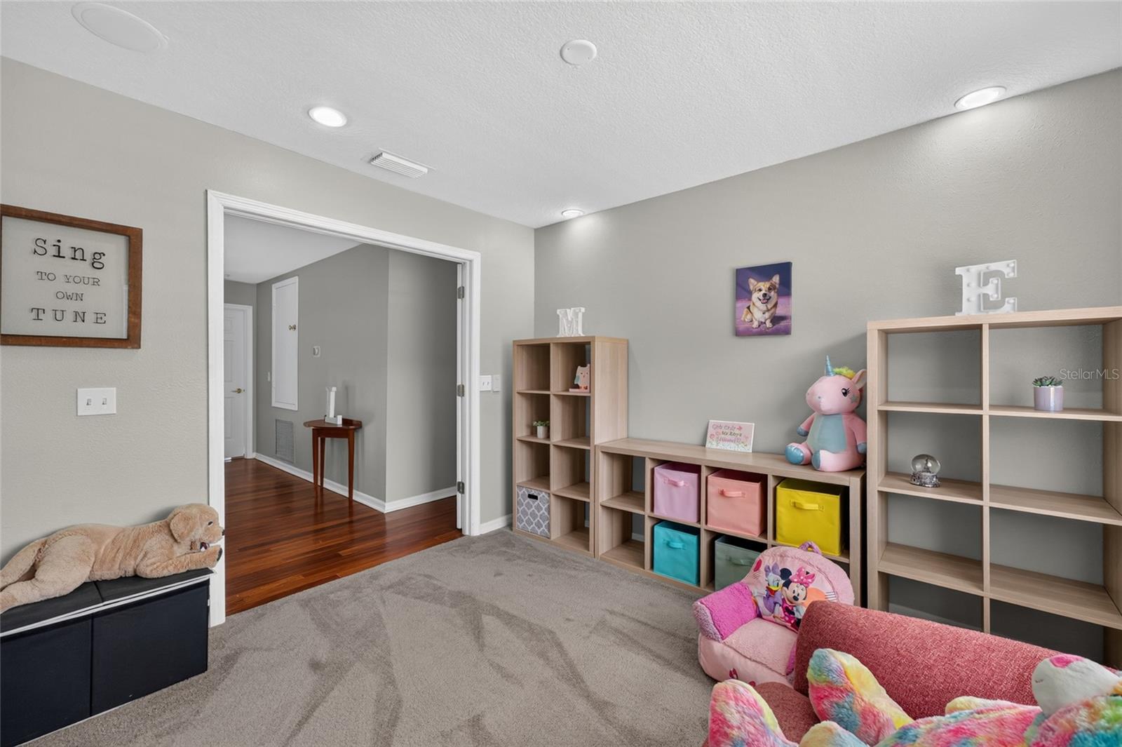 NORTHWOOD - Residential