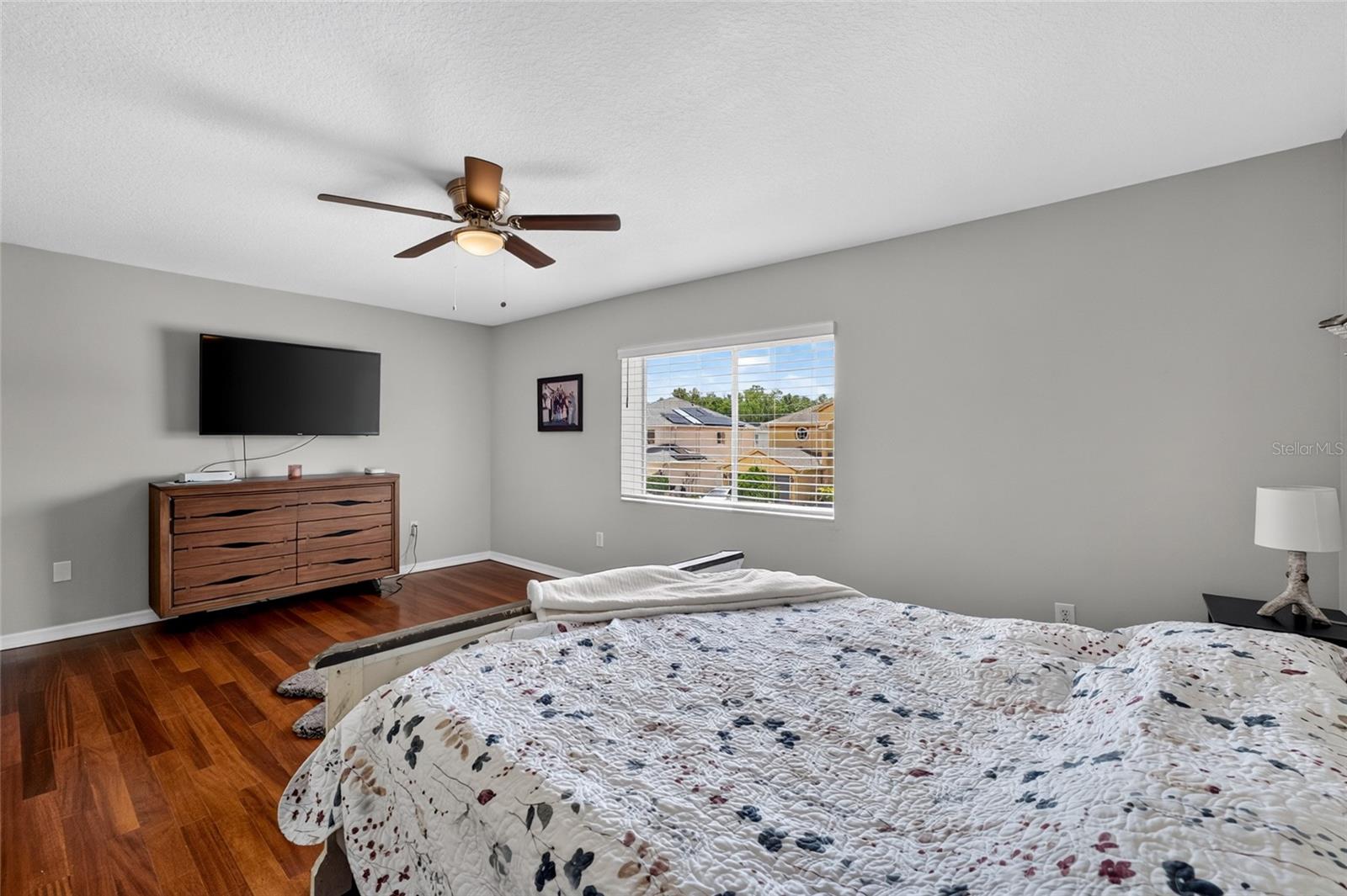 NORTHWOOD - Residential
