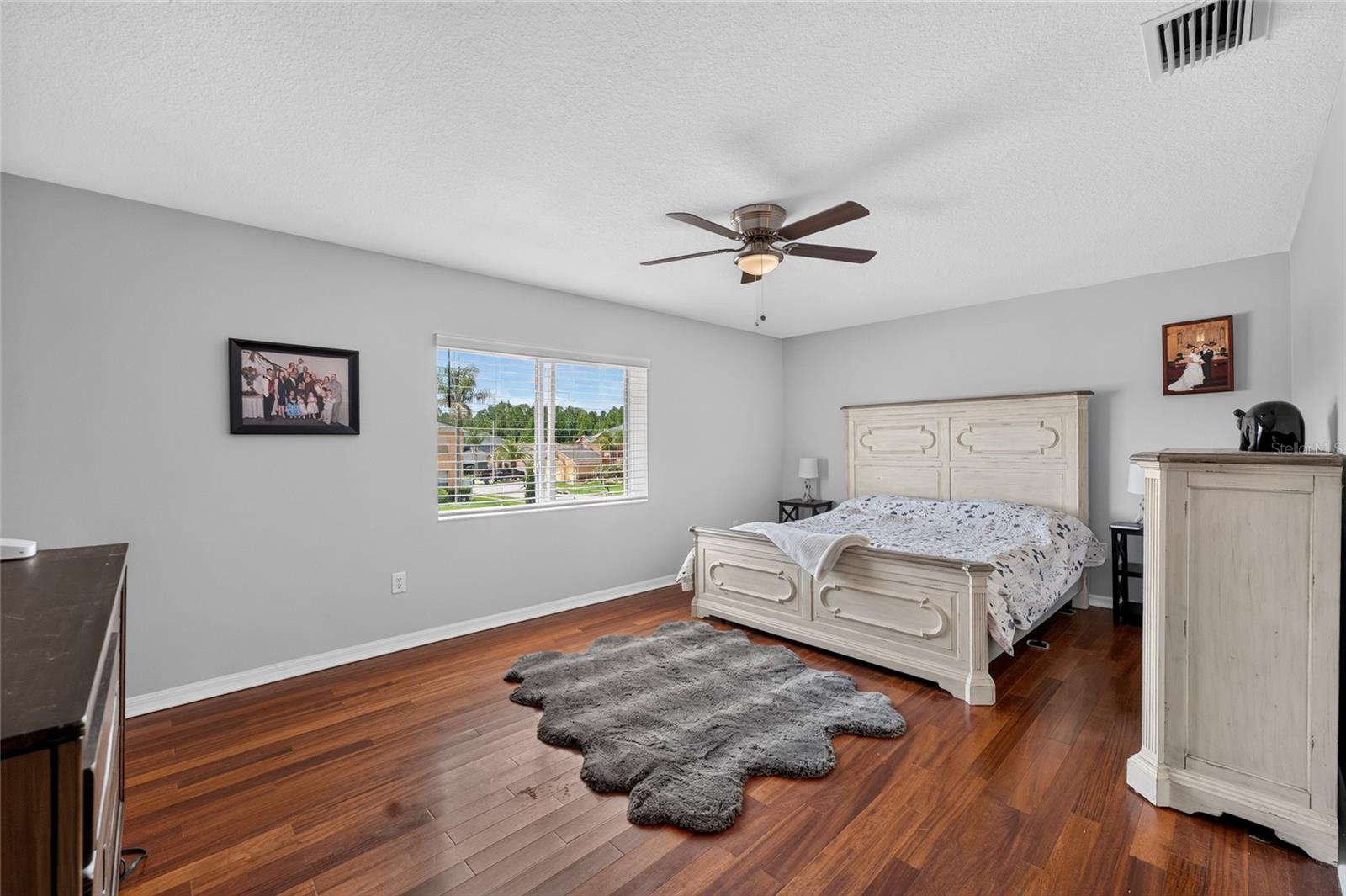NORTHWOOD - Residential