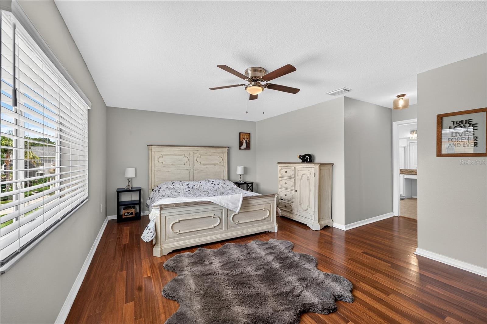 NORTHWOOD - Residential