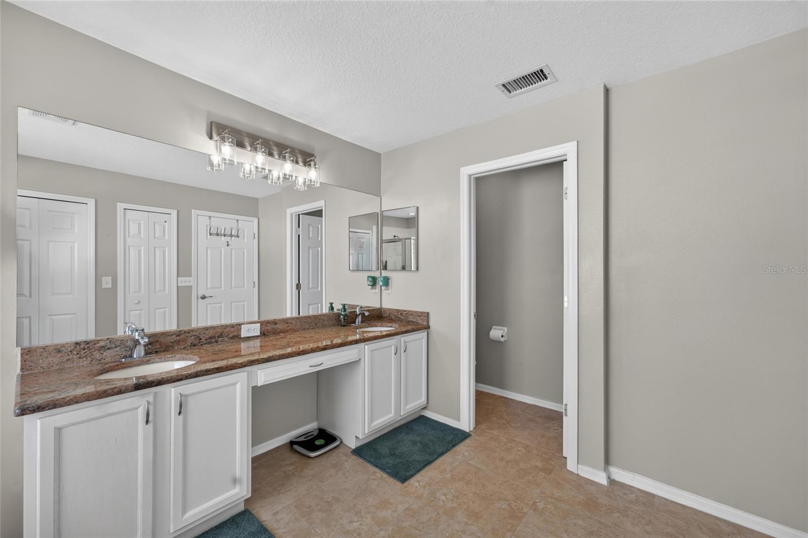 NORTHWOOD - Residential