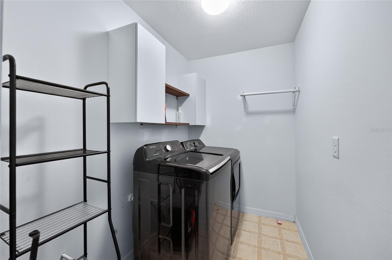 NORTHWOOD - Residential