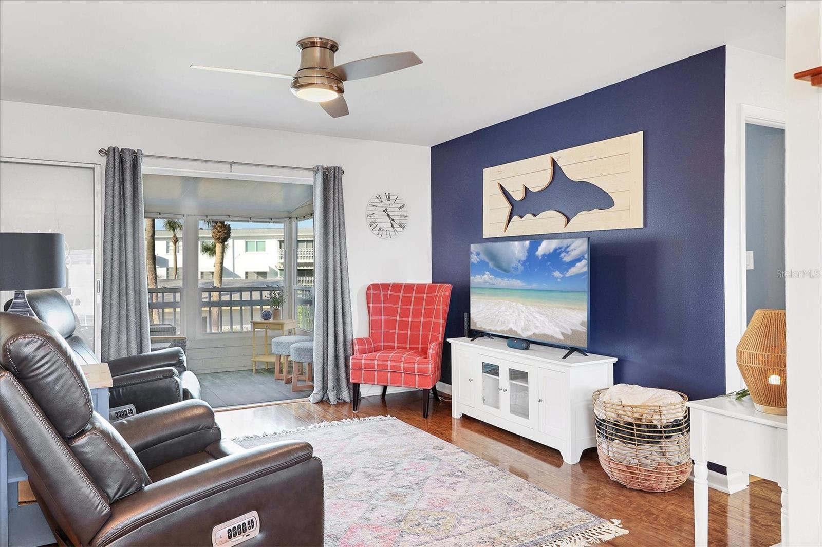 BAYSHORE GARDENS APTS 6 - Residential