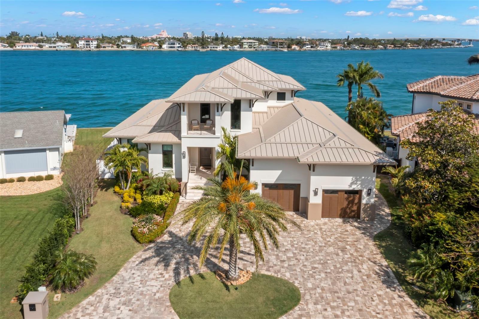 TIERRA VERDE UNIT 1 3RD REP - Residential