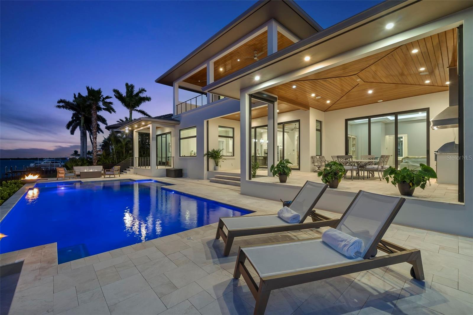 TIERRA VERDE UNIT 1 3RD REP - Residential