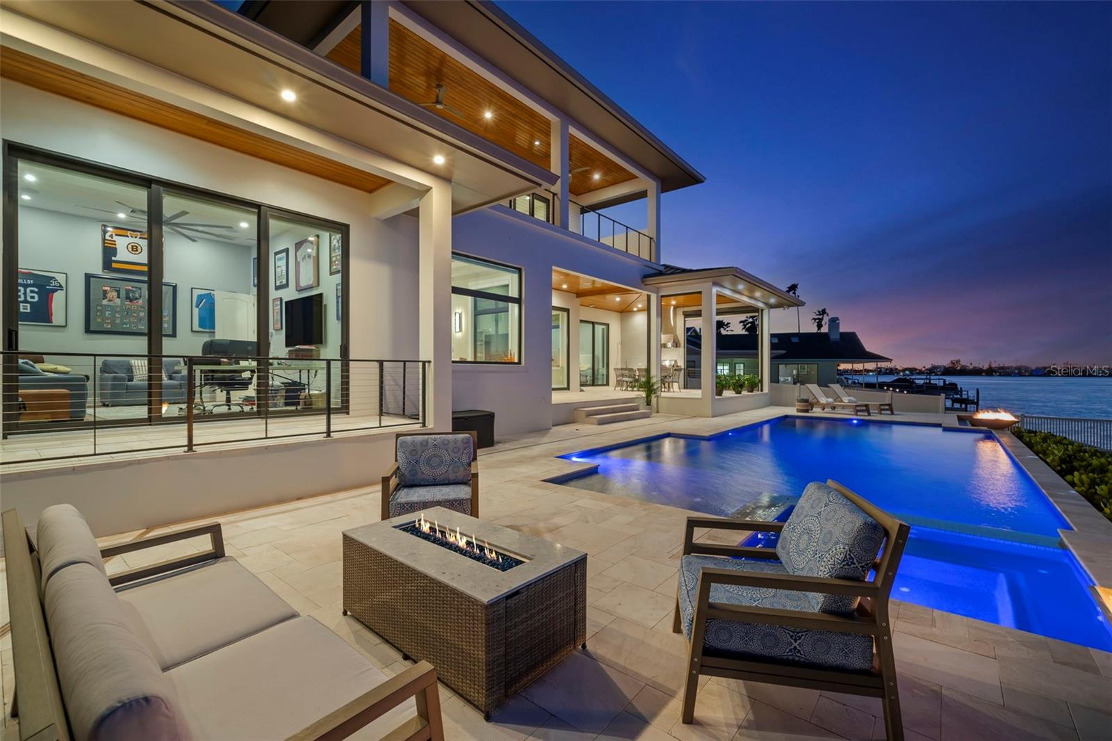 TIERRA VERDE UNIT 1 3RD REP - Residential