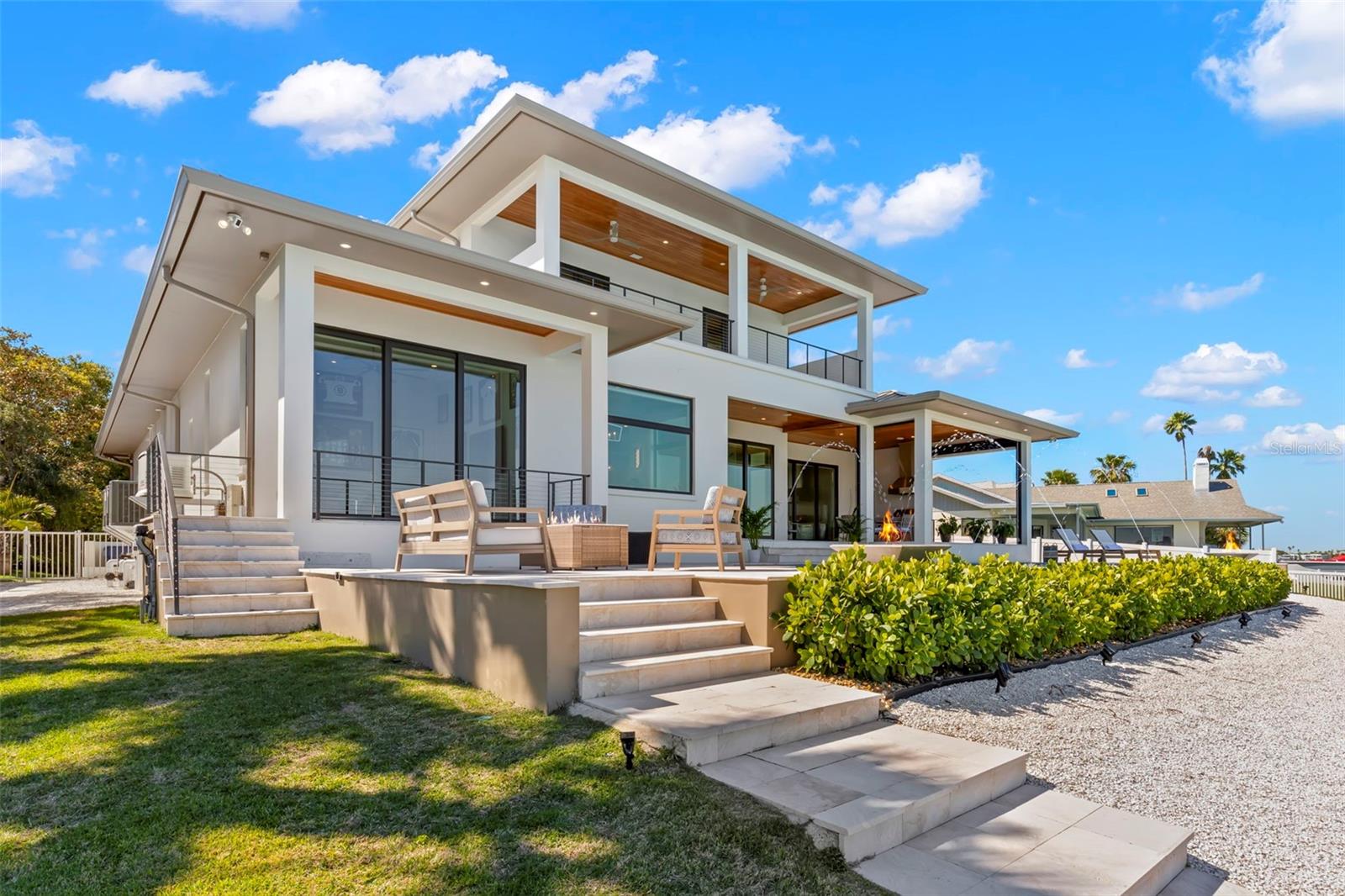 TIERRA VERDE UNIT 1 3RD REP - Residential