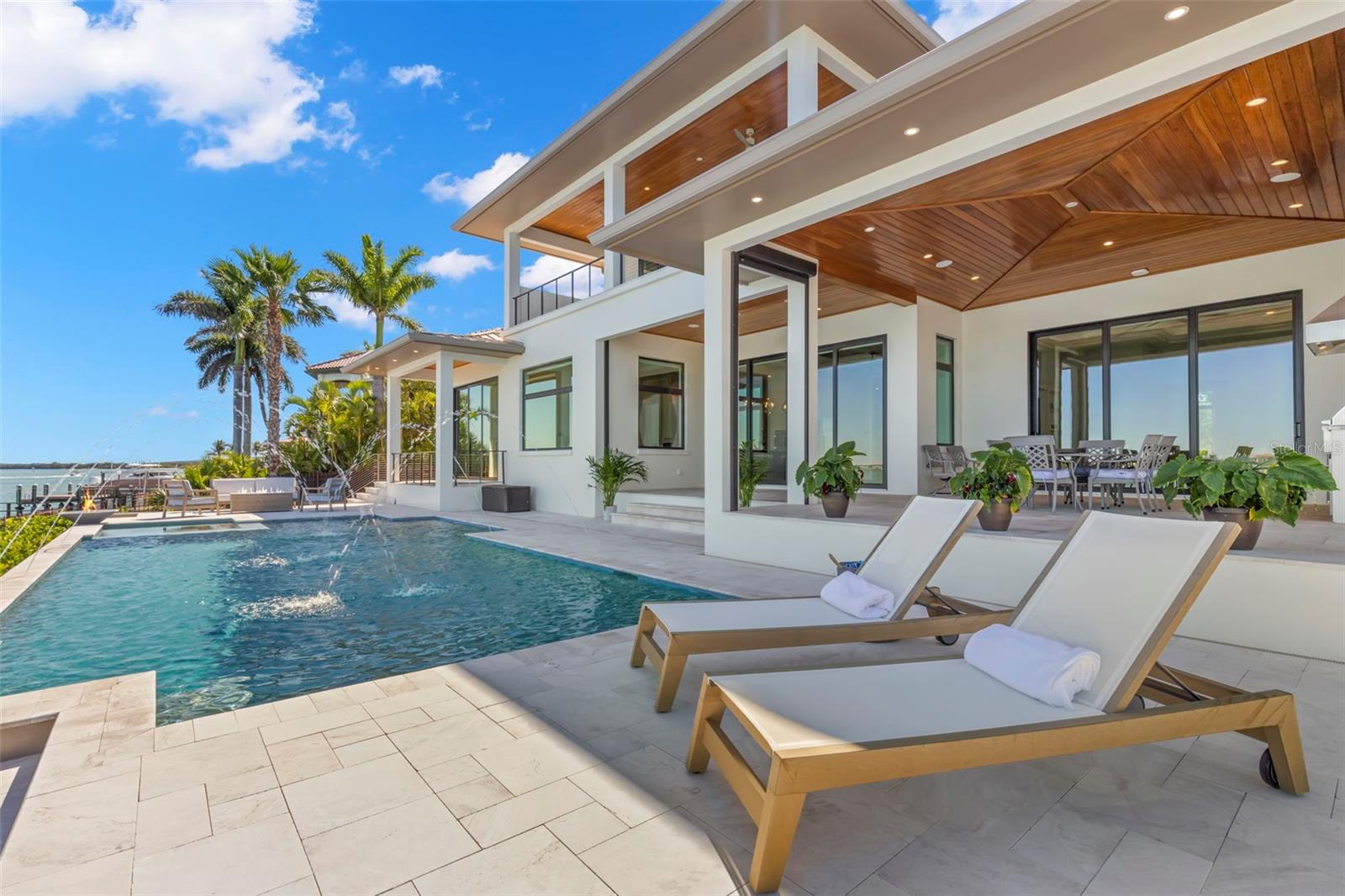 TIERRA VERDE UNIT 1 3RD REP - Residential