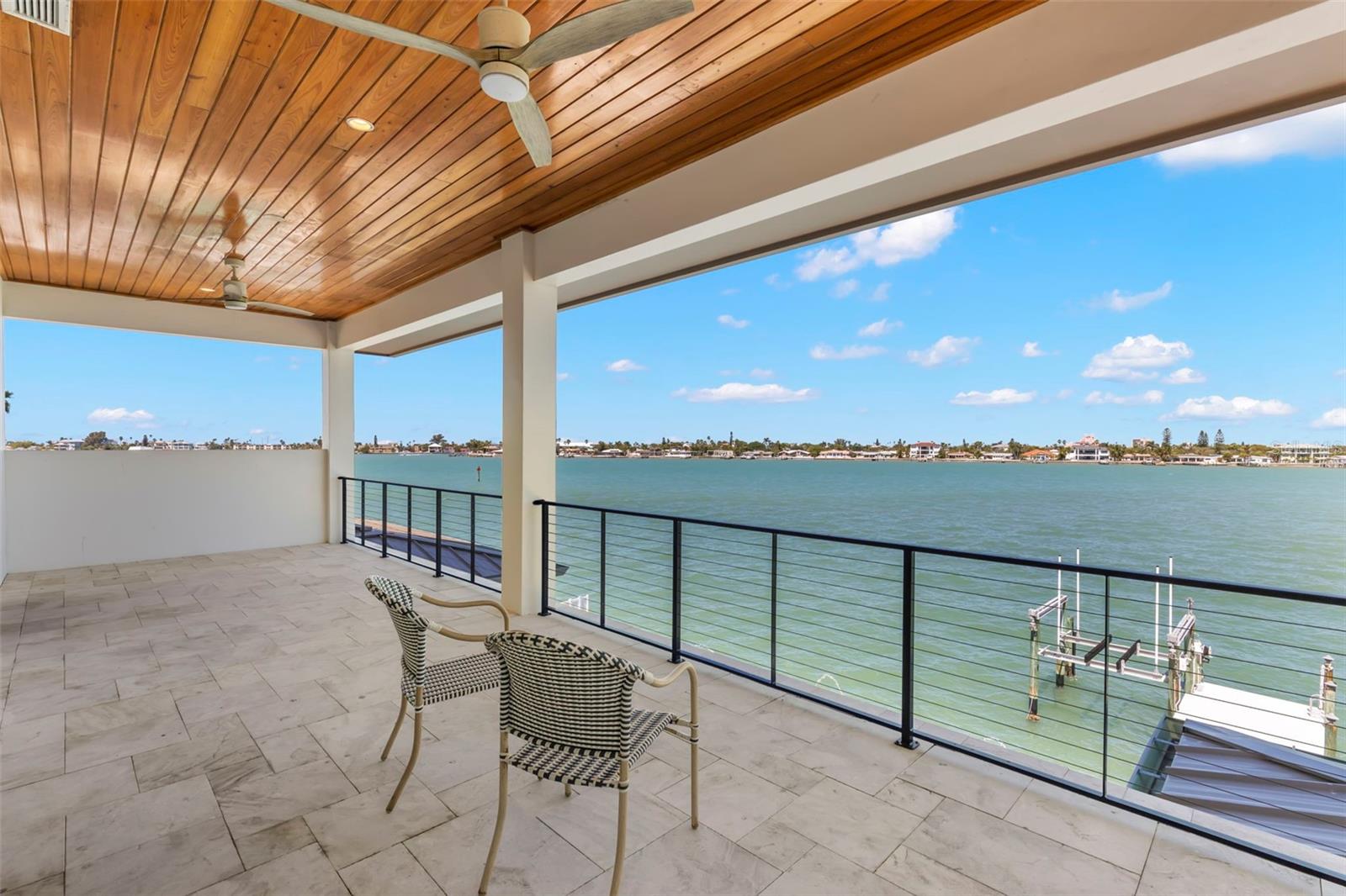 TIERRA VERDE UNIT 1 3RD REP - Residential