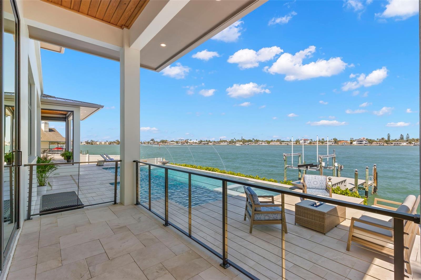 TIERRA VERDE UNIT 1 3RD REP - Residential