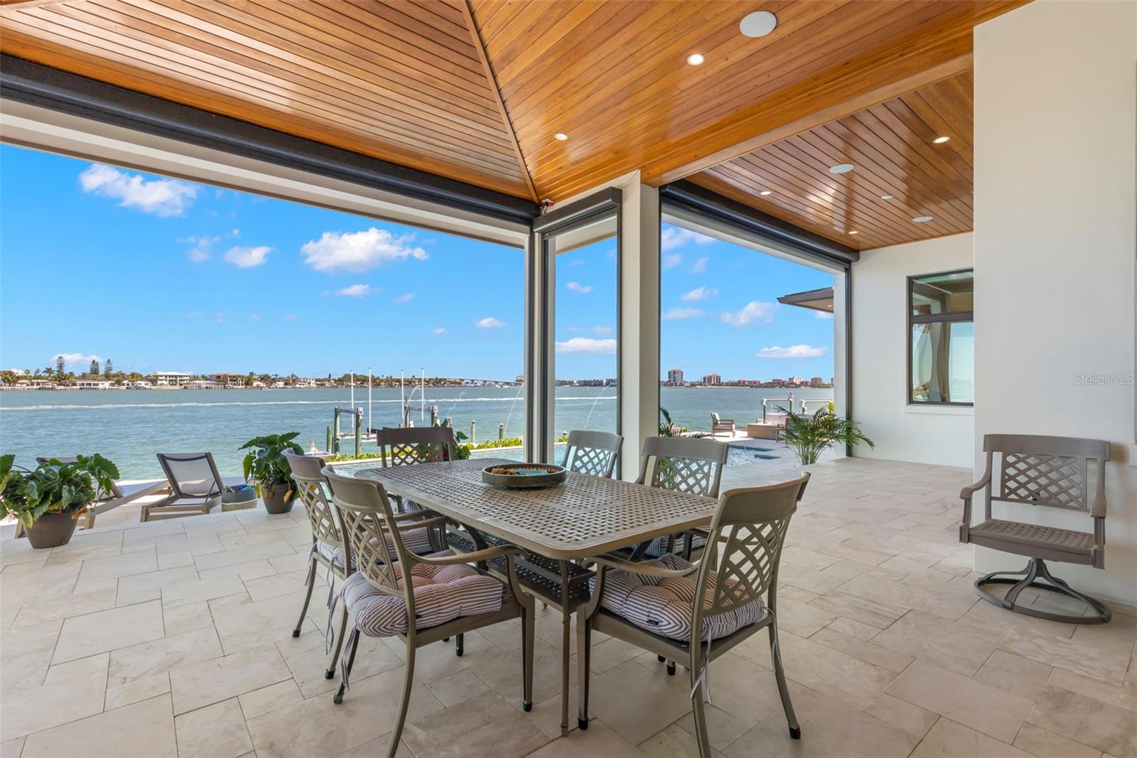 TIERRA VERDE UNIT 1 3RD REP - Residential