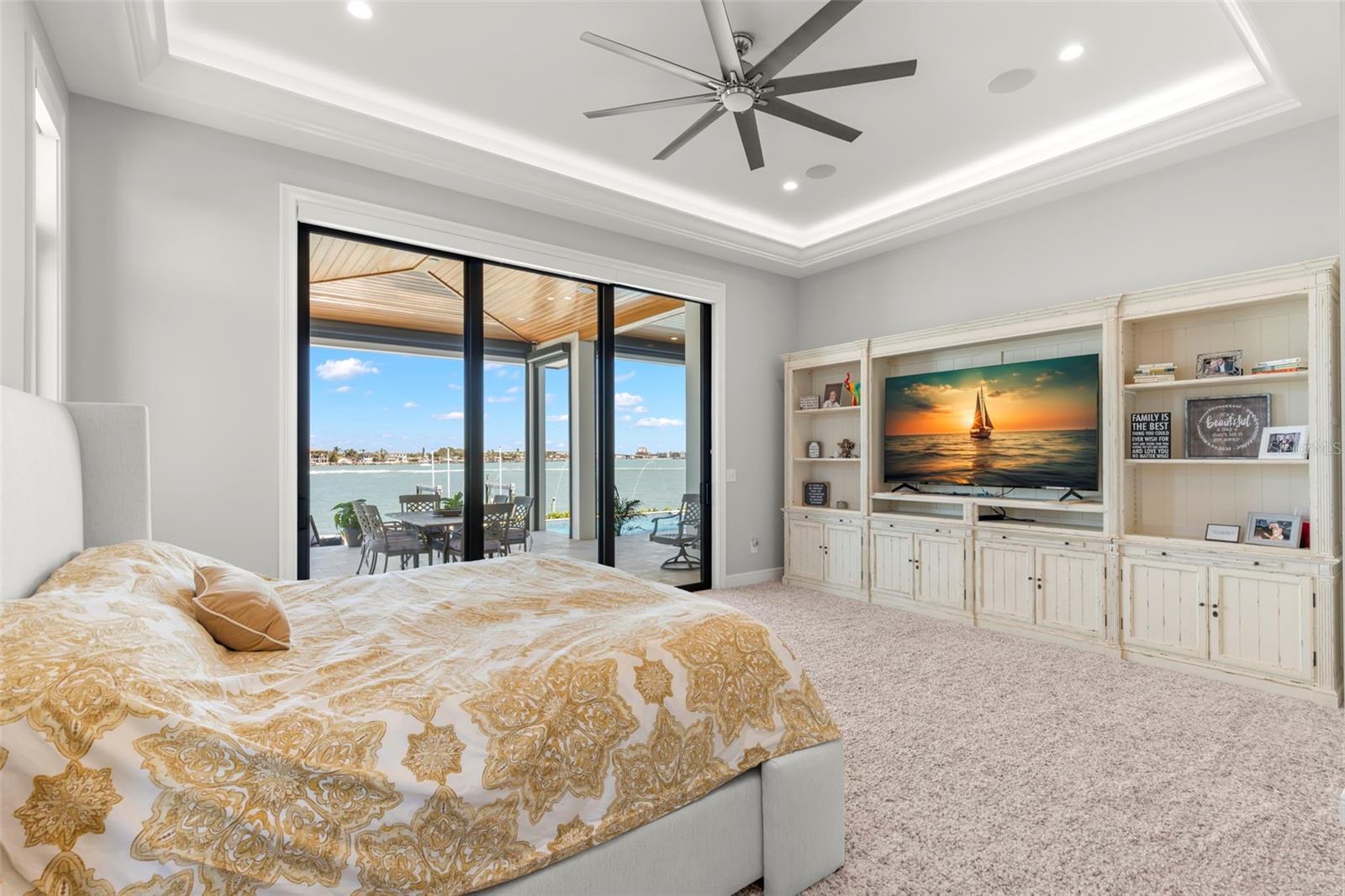 TIERRA VERDE UNIT 1 3RD REP - Residential