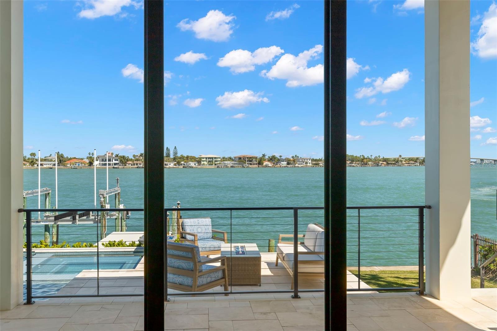 TIERRA VERDE UNIT 1 3RD REP - Residential