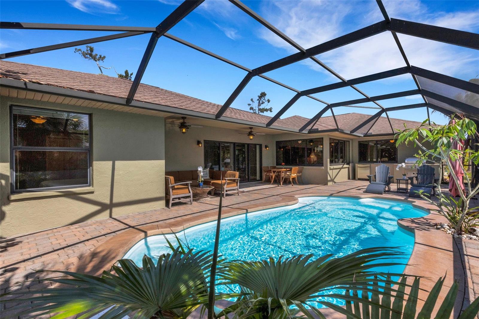 OVERBROOK GARDENS - Residential