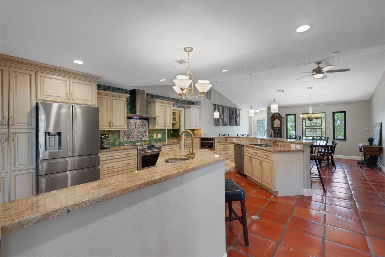 OVERBROOK GARDENS - Residential