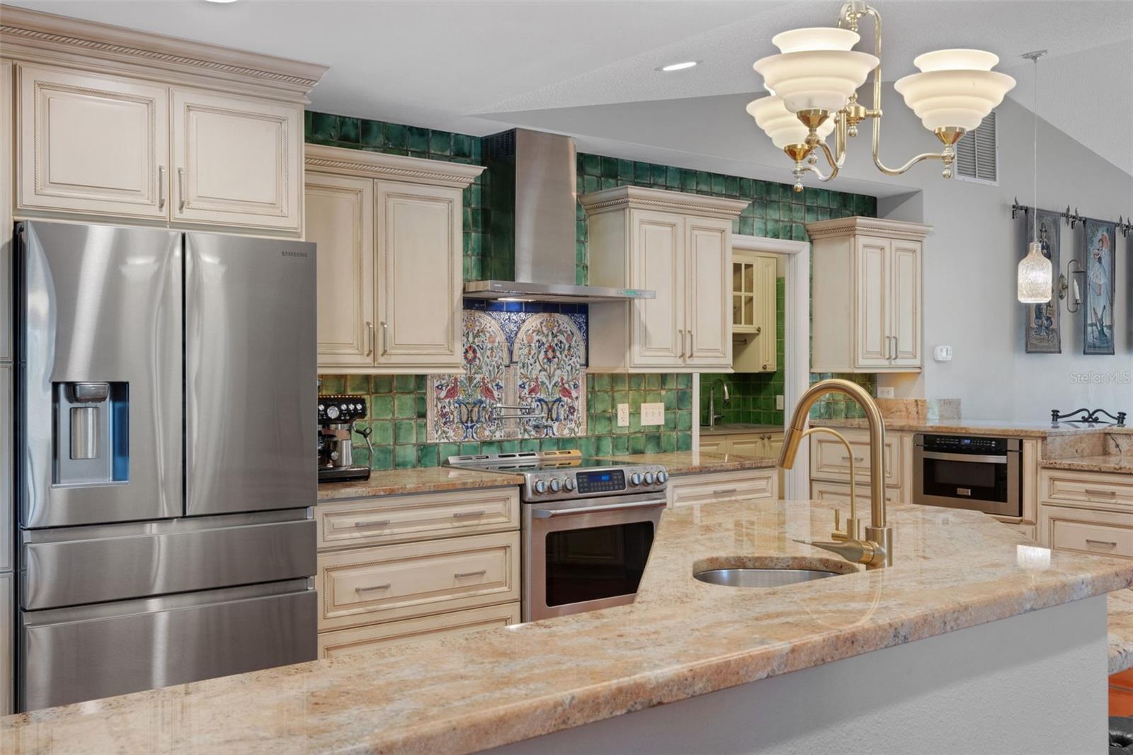 OVERBROOK GARDENS - Residential
