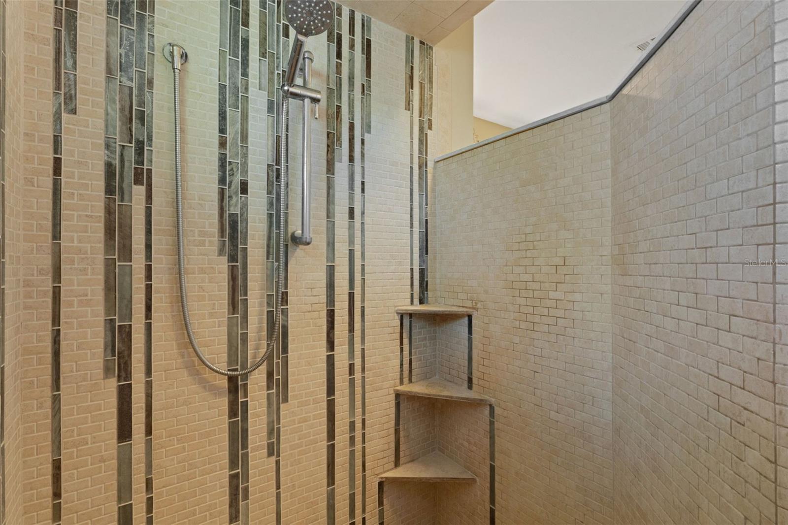 OVERBROOK GARDENS - Residential