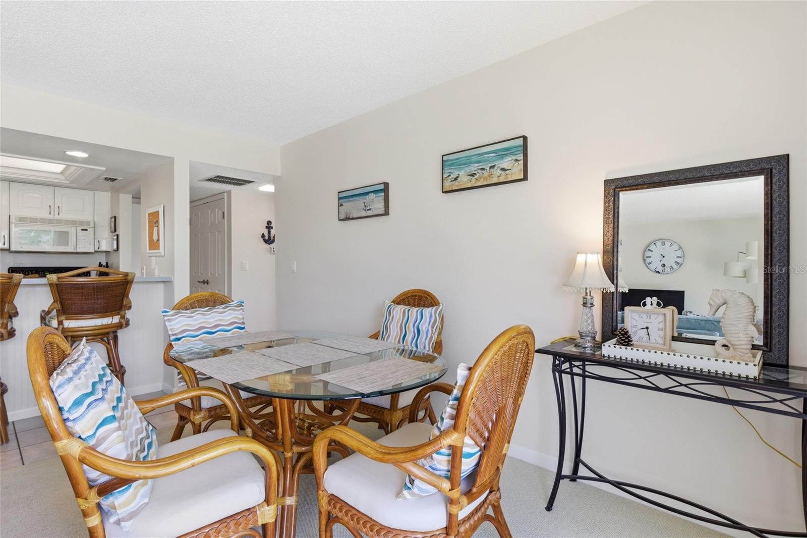 MIDNIGHT COVE II - Residential