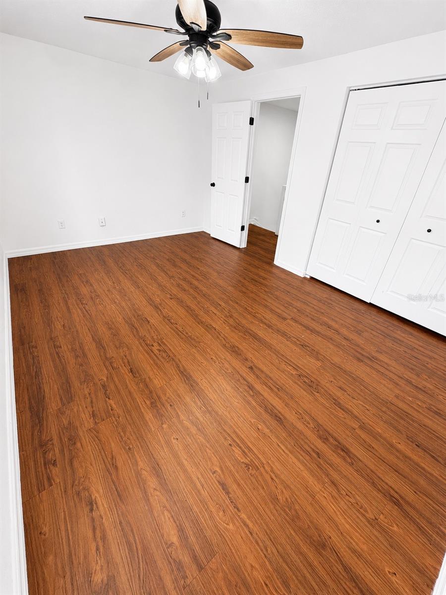 BRIARWOOD APARTMENTS - Residential Lease
