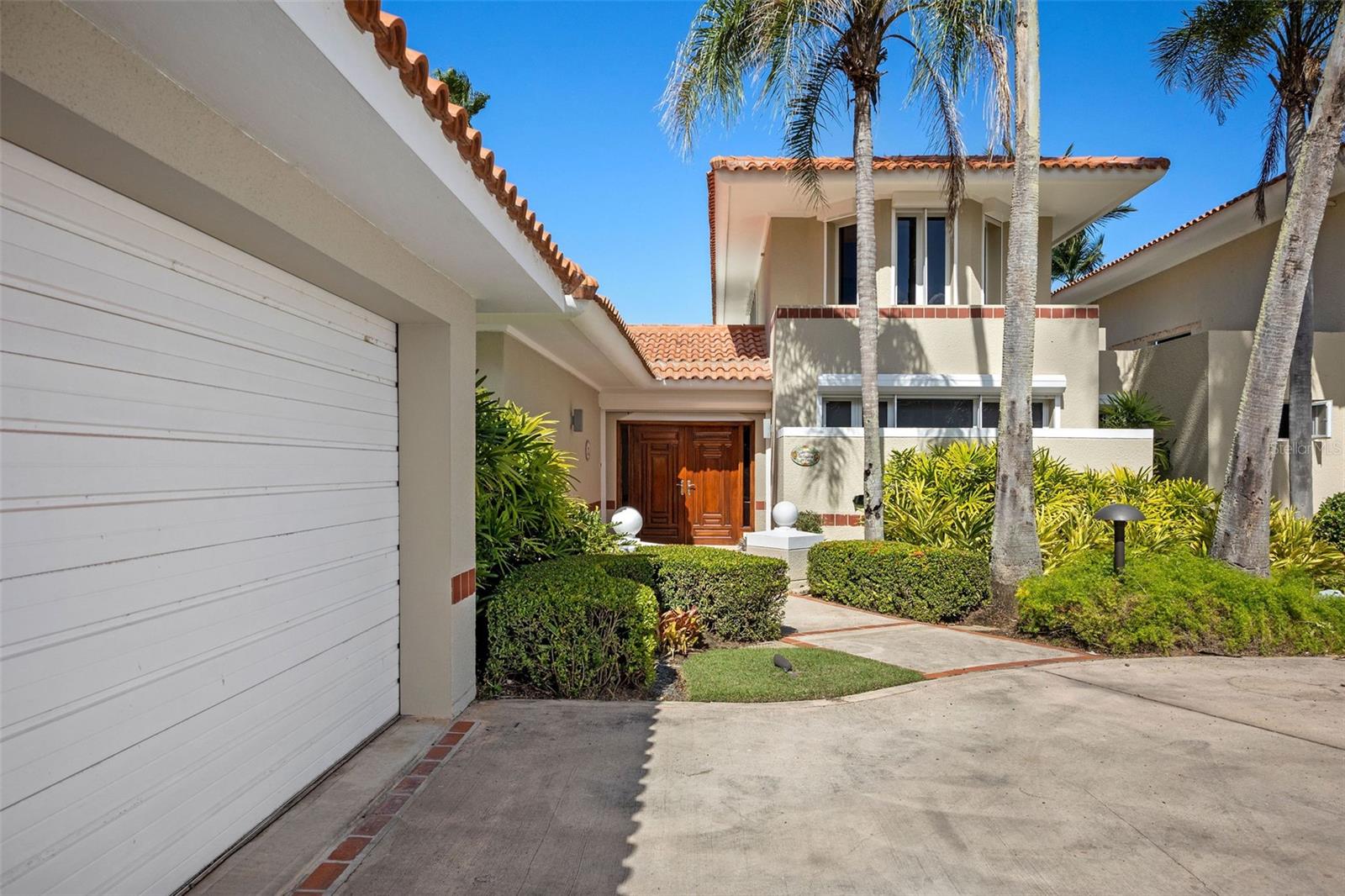 Welcome to The Greens at Dorado Beach! Take a look at this beautiful, newly listed 4 bedroom, 4 bathroom home located in a stunning community with many wonderful amenities within the resort. HOA: $1,602.73, Also available for long term lease.
