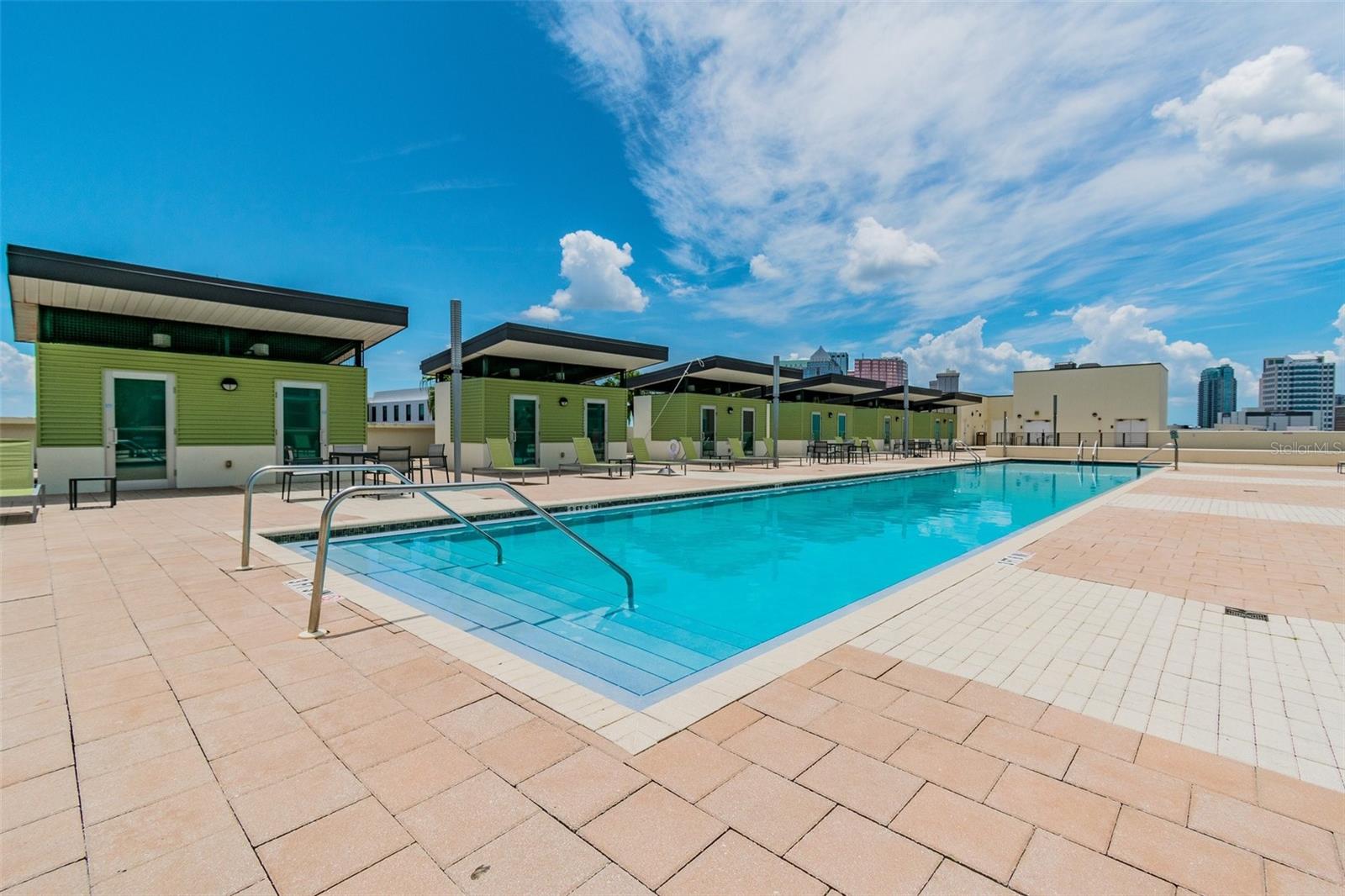 GRAND CENTRAL AT KENNEDY RESID - Residential