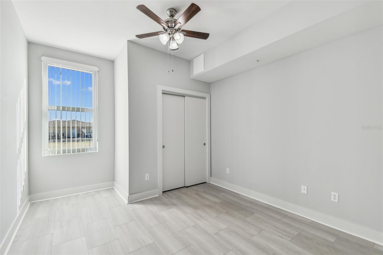 GRAND CENTRAL AT KENNEDY RESID - Residential