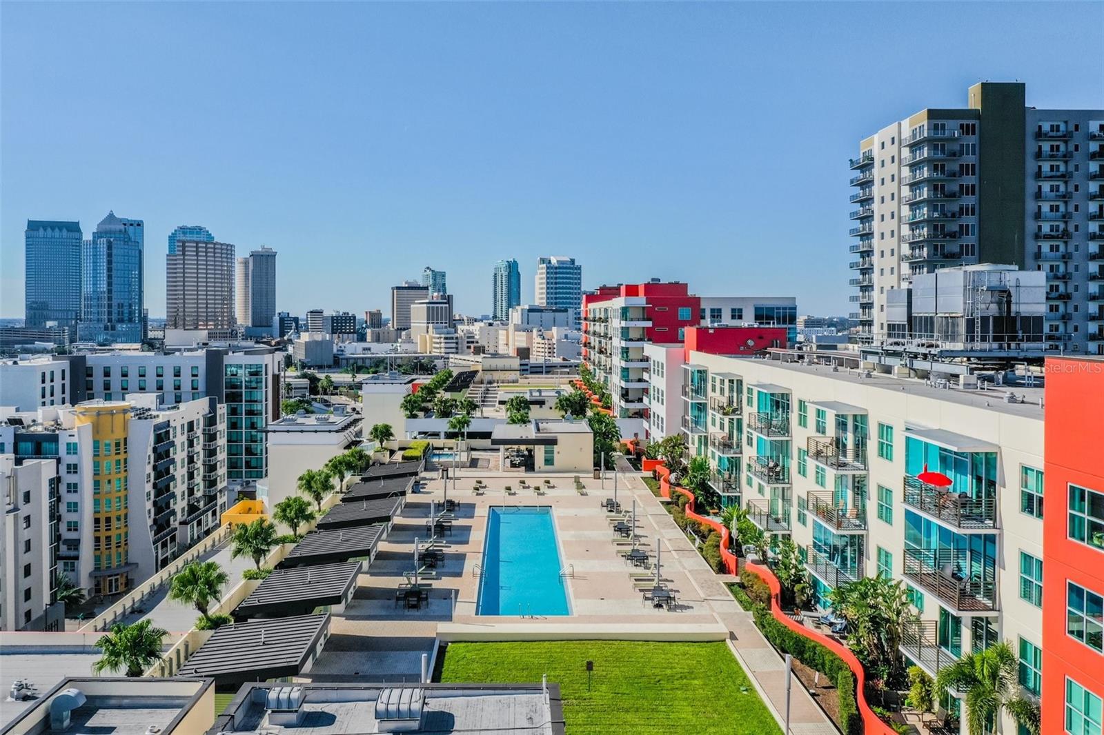 GRAND CENTRAL AT KENNEDY RESID - Residential