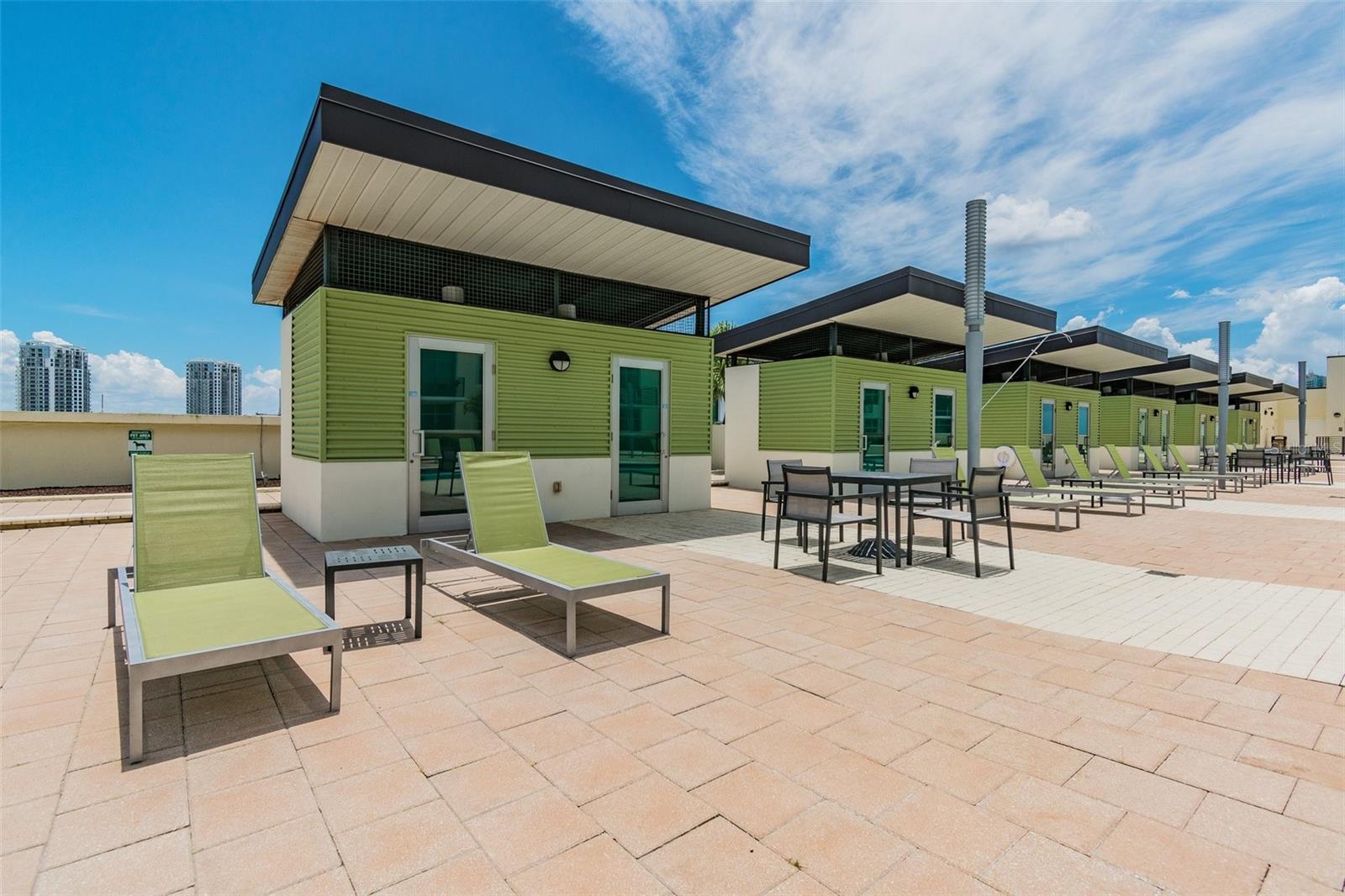 GRAND CENTRAL AT KENNEDY RESID - Residential