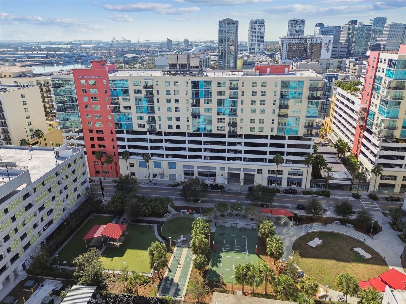 GRAND CENTRAL AT KENNEDY RESID - Residential