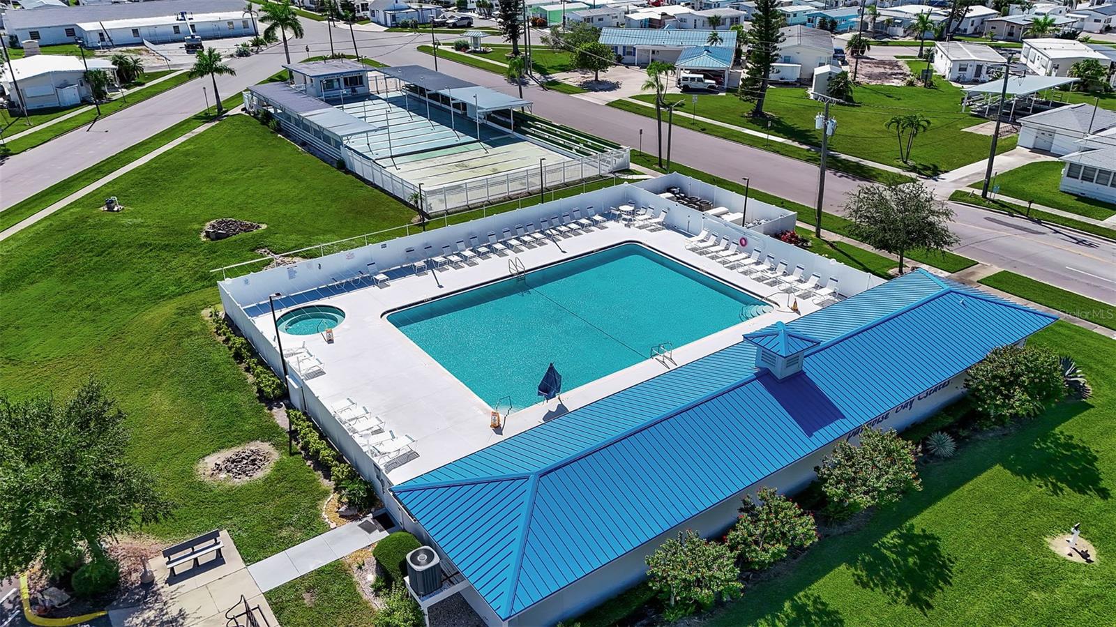 PARADISE BAY ESTATES CO-OP - Residential