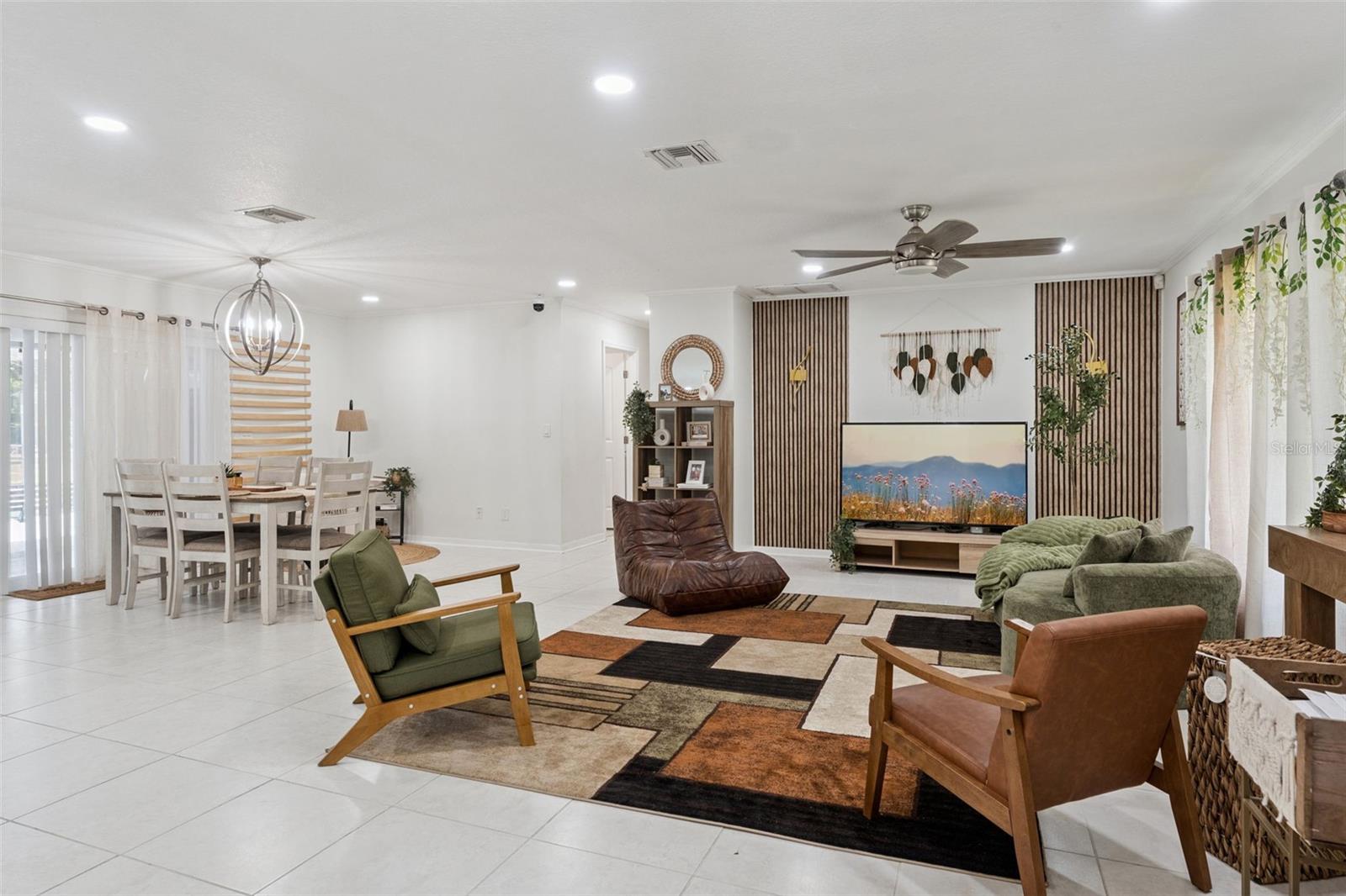 FOREST UNIT 1 - Residential