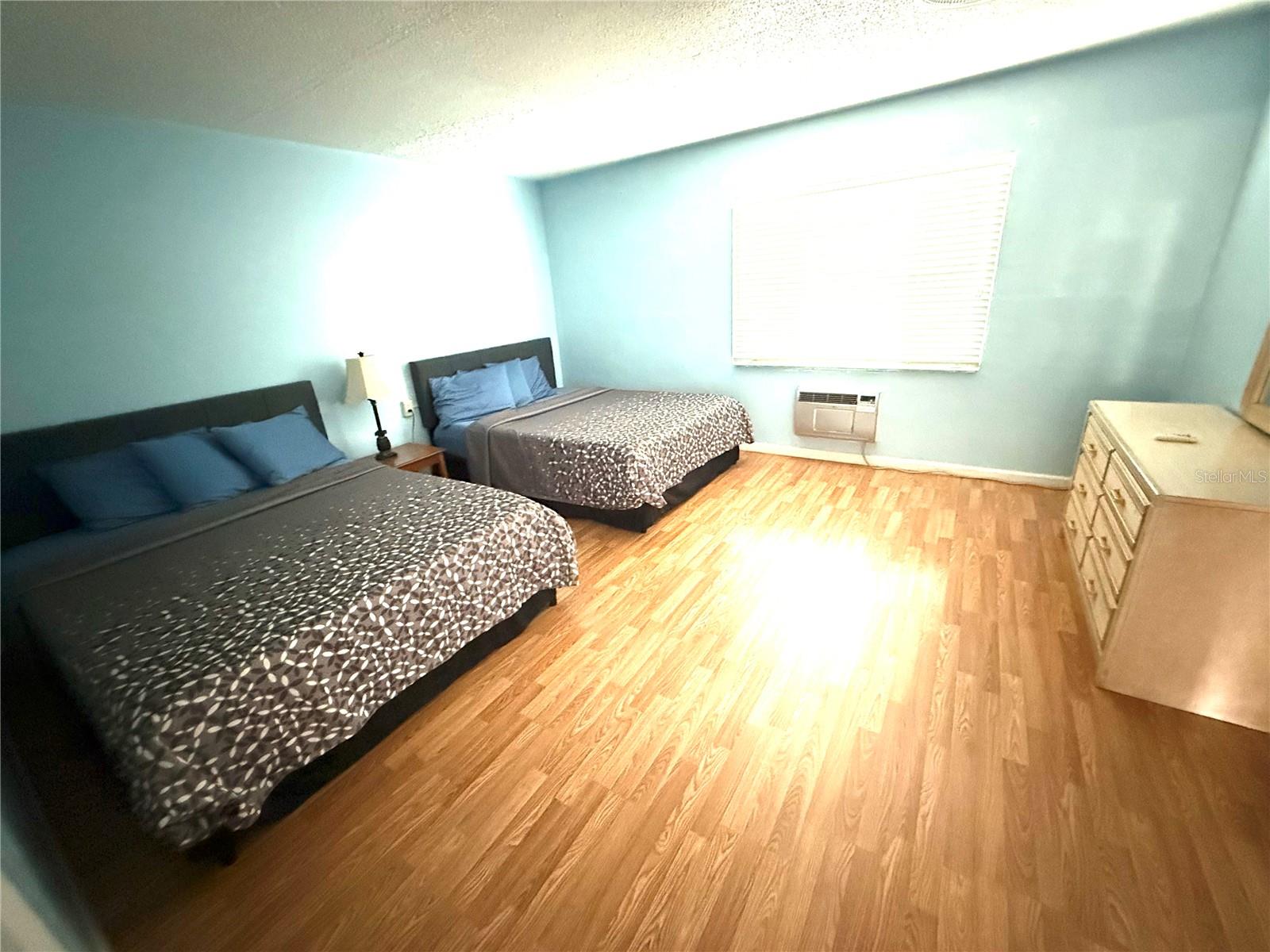 LAKEWOOD REP - Commercial Sale
