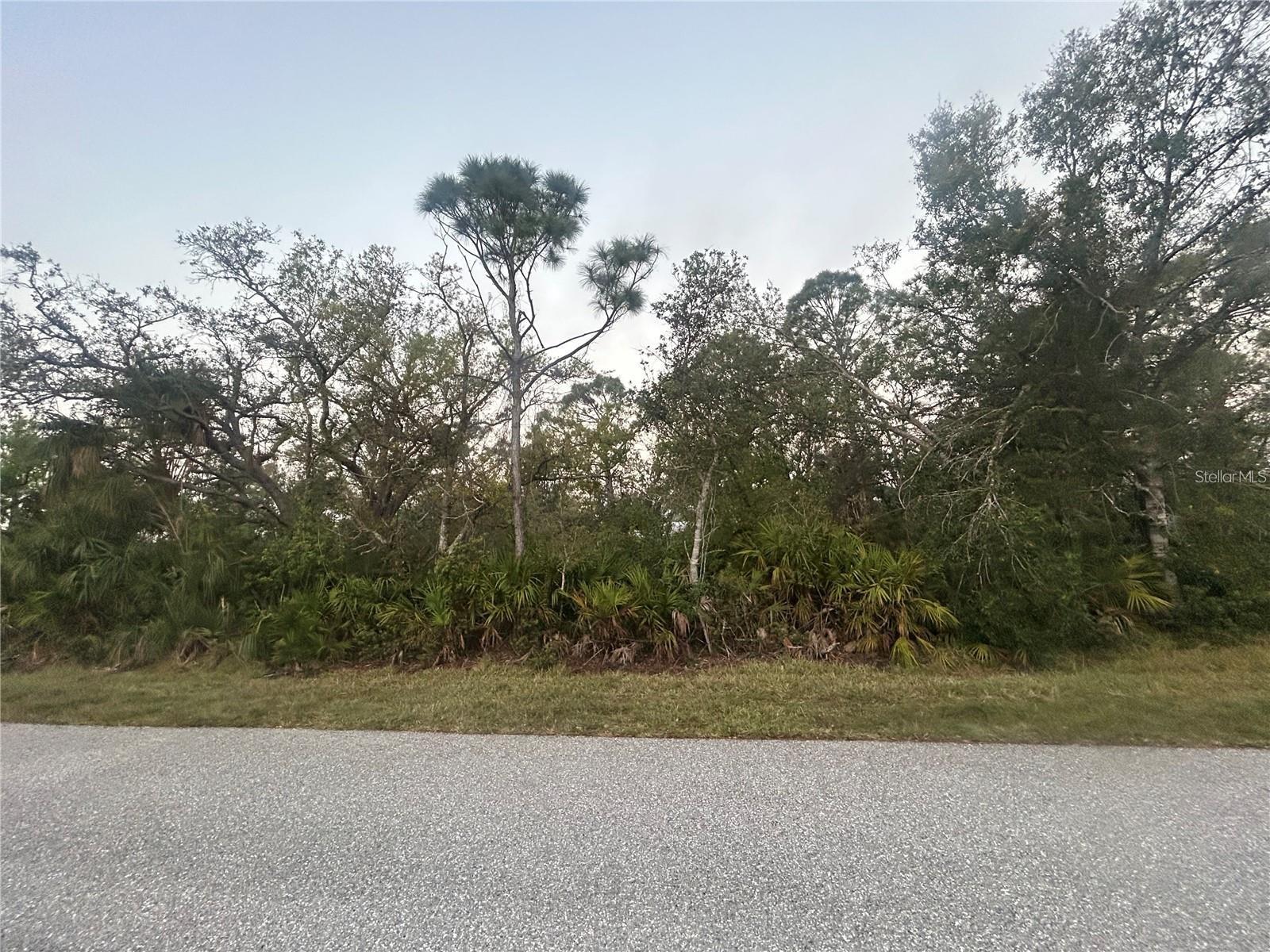 PORT CHARLOTTE SEC 069 - Land