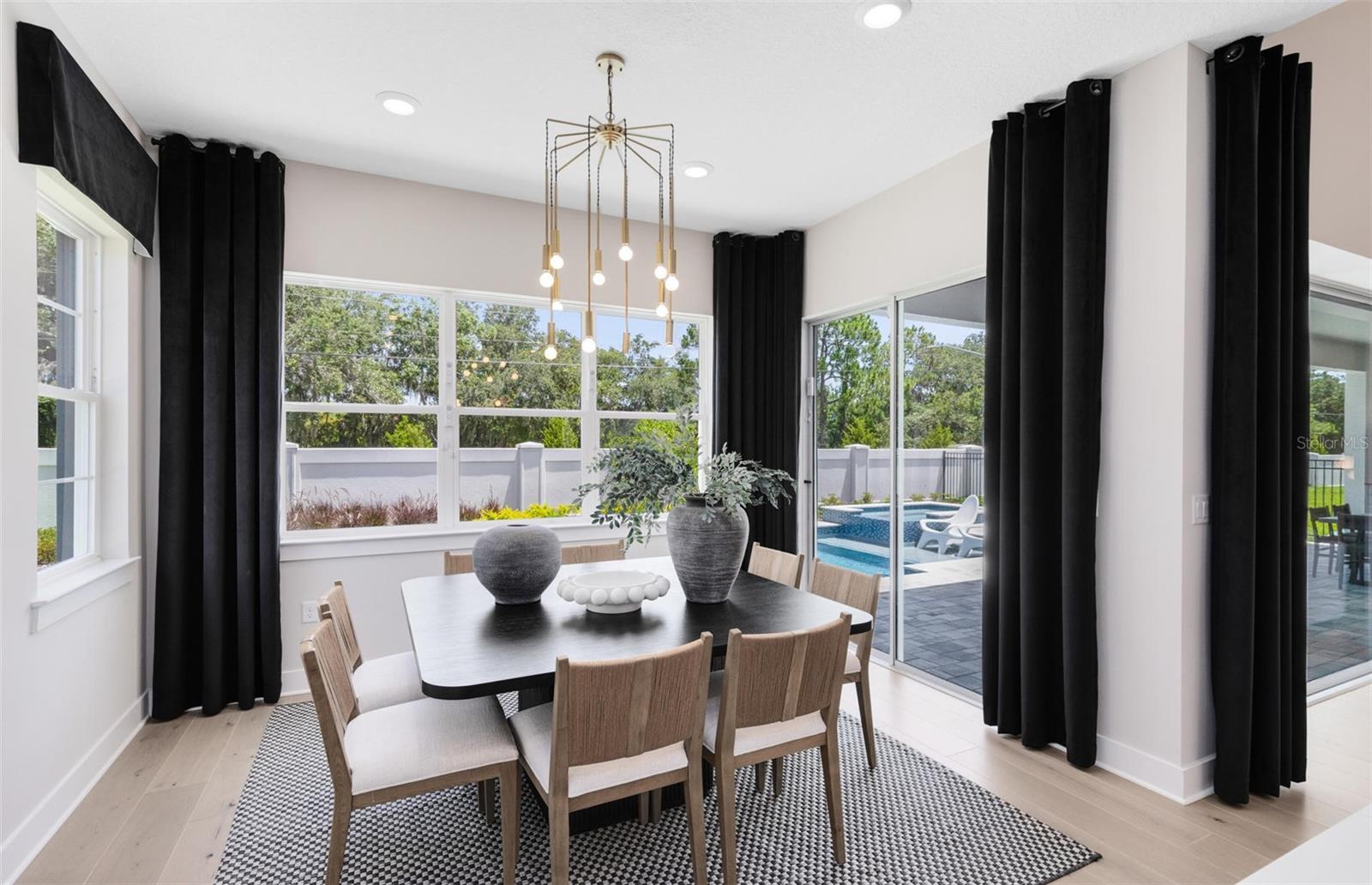 ESTATES AT NONA SOUND - Residential