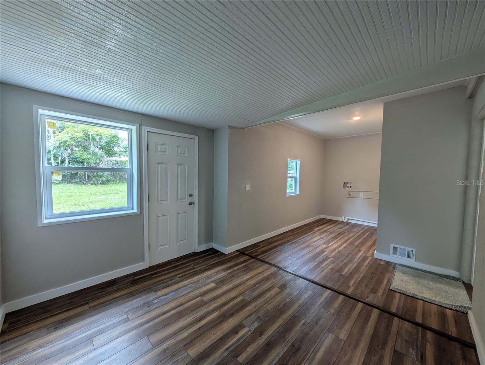 CRESCENT HILL - Residential