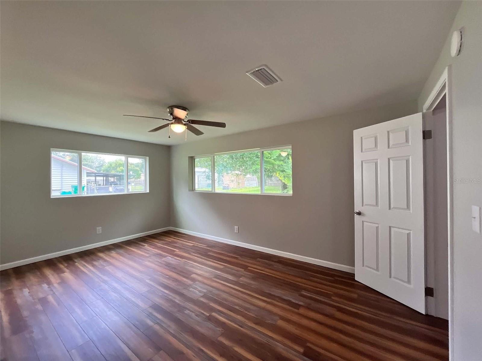 CRESCENT HILL - Residential