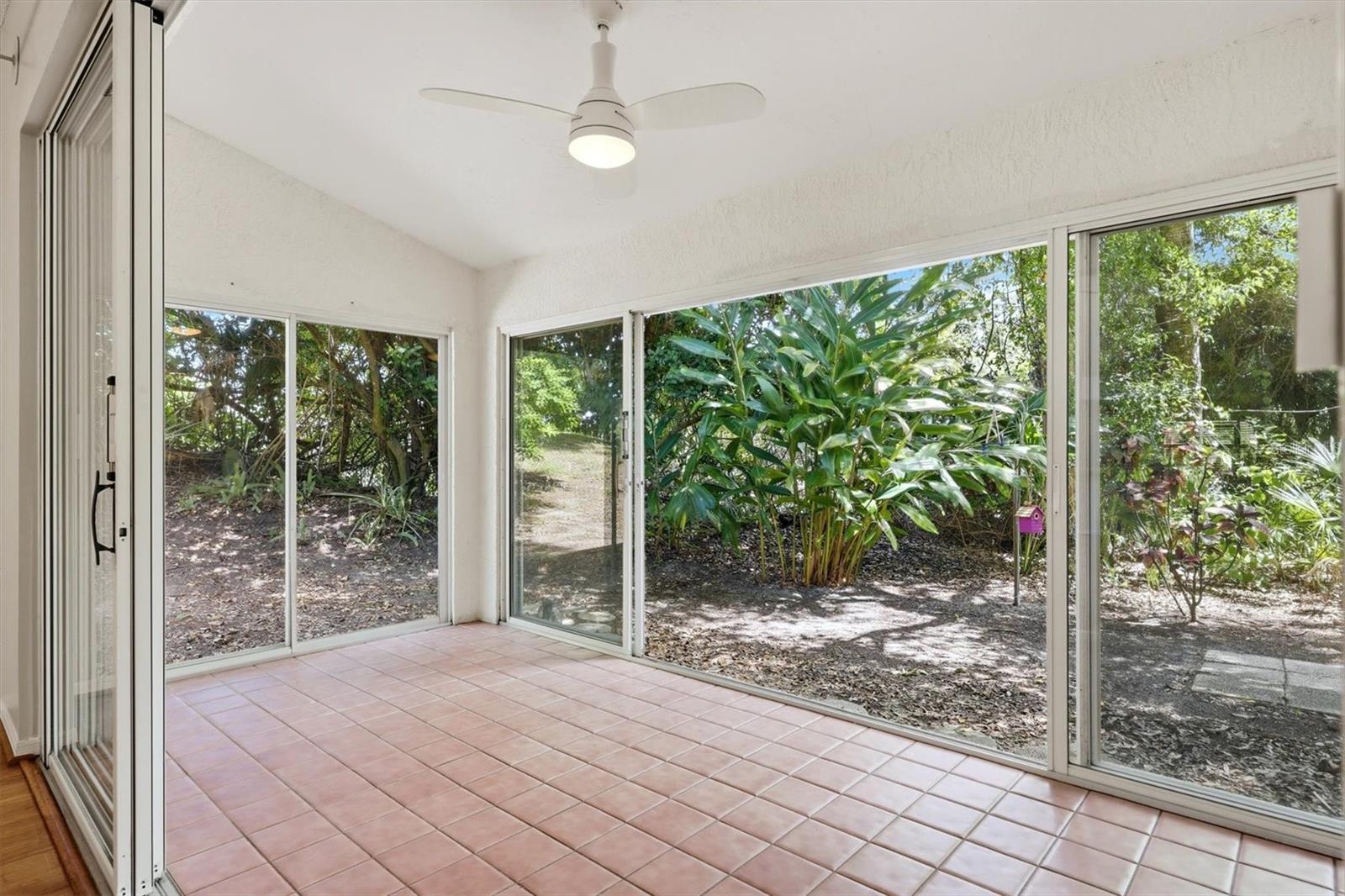 LONGWOOD VILLAS/TIVOLI - Residential