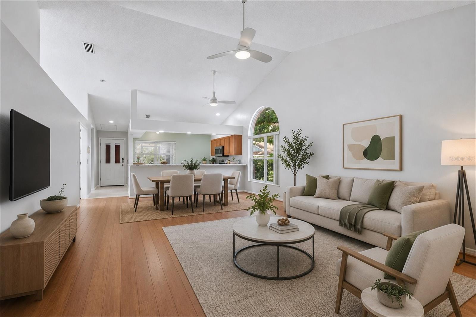 LONGWOOD VILLAS/TIVOLI - Residential
