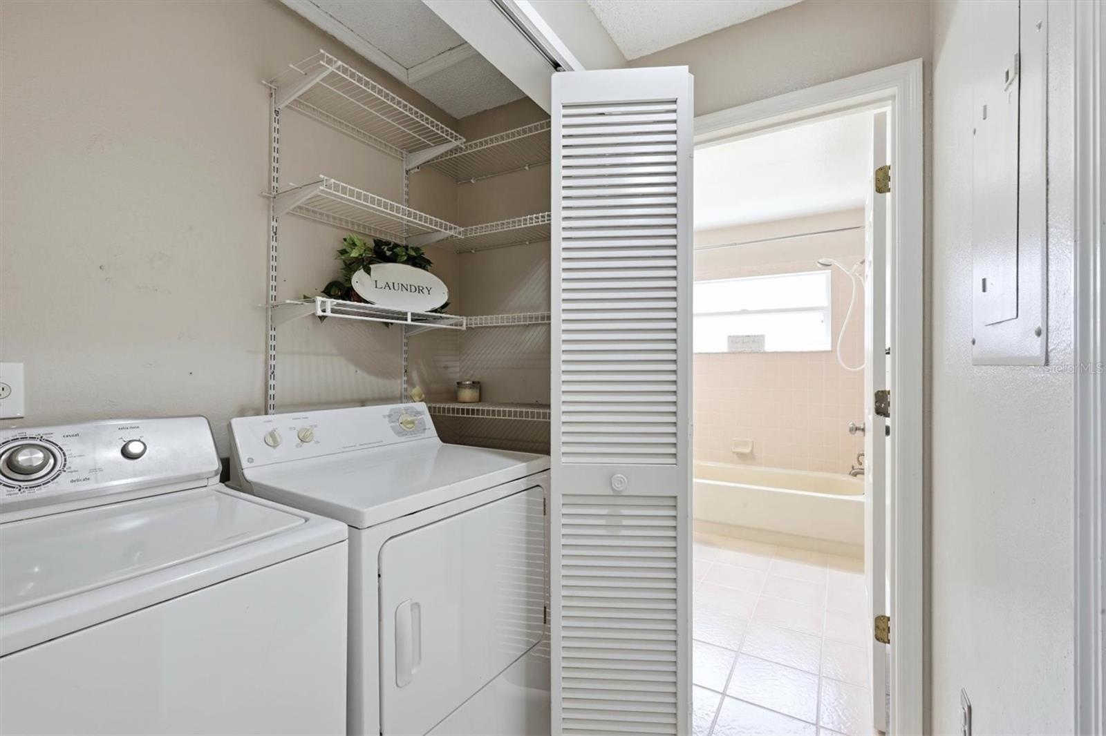 LONGWOOD VILLAS/TIVOLI - Residential