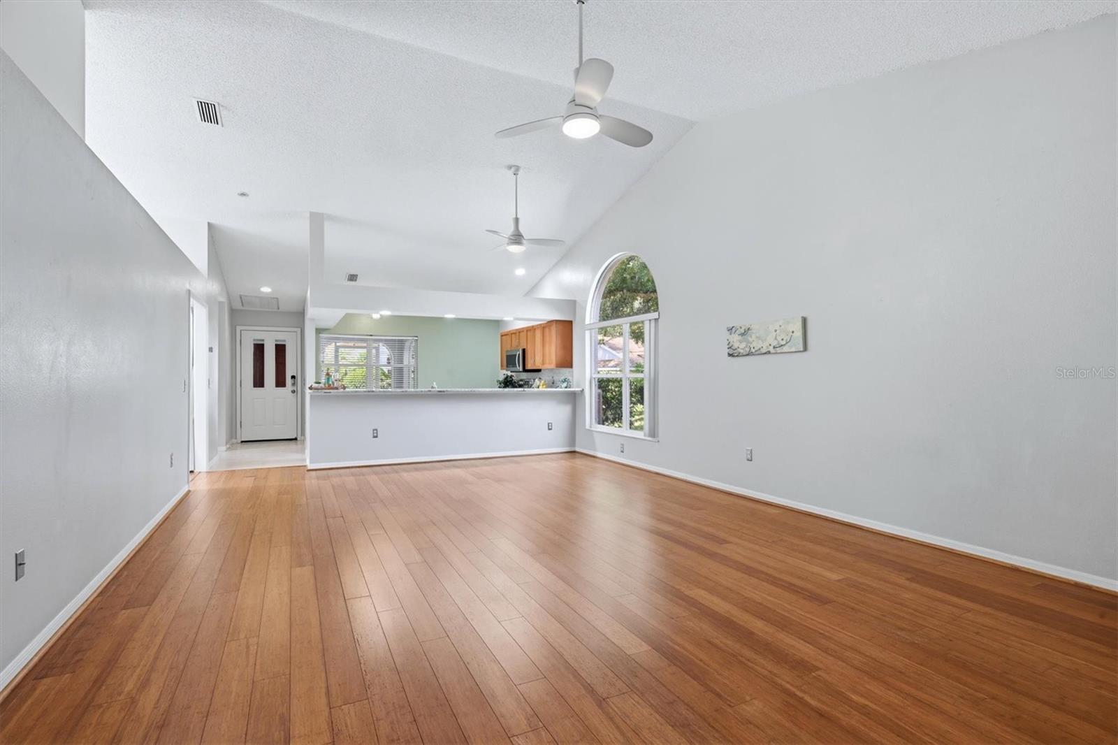 LONGWOOD VILLAS/TIVOLI - Residential