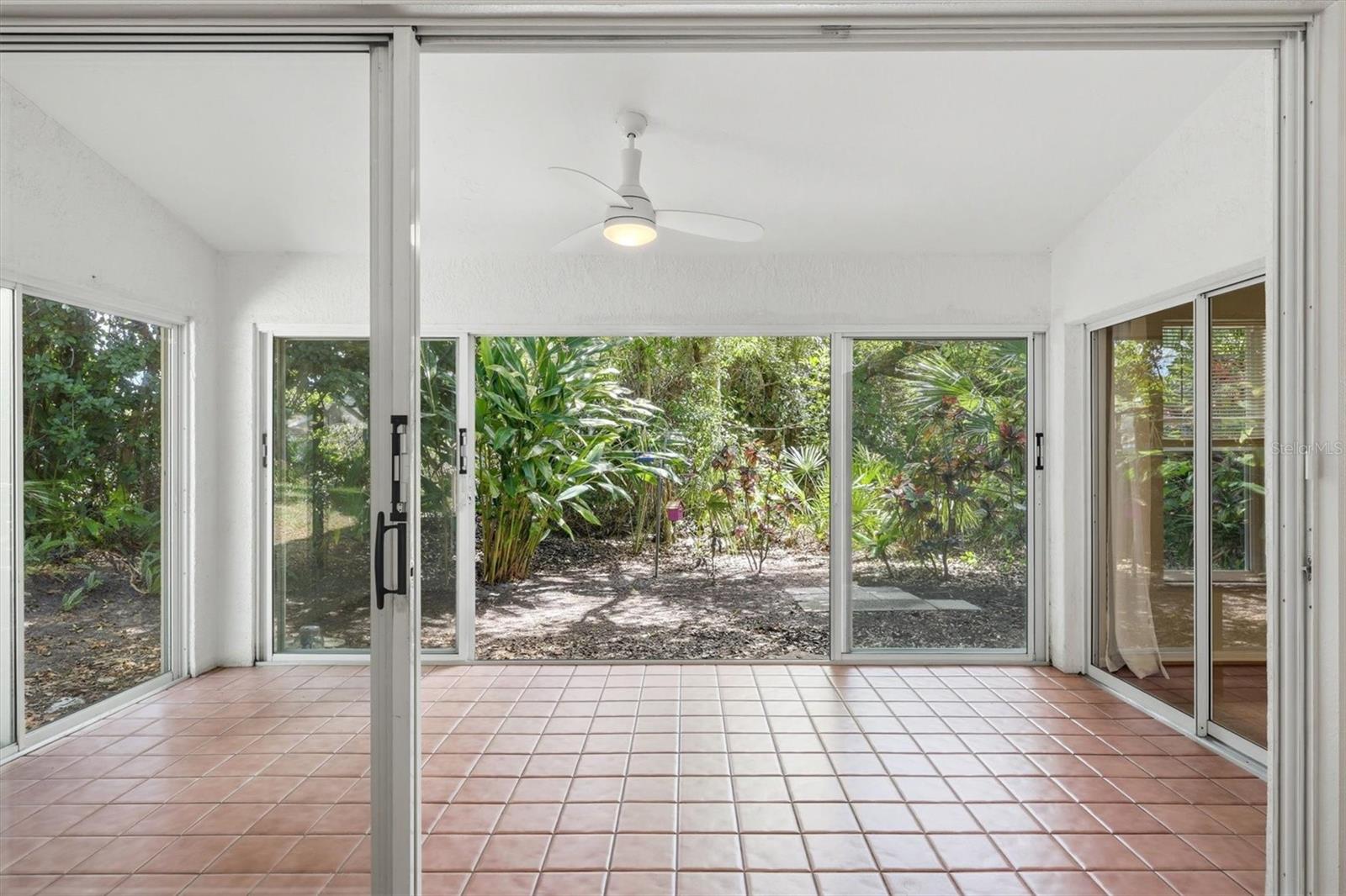 LONGWOOD VILLAS/TIVOLI - Residential