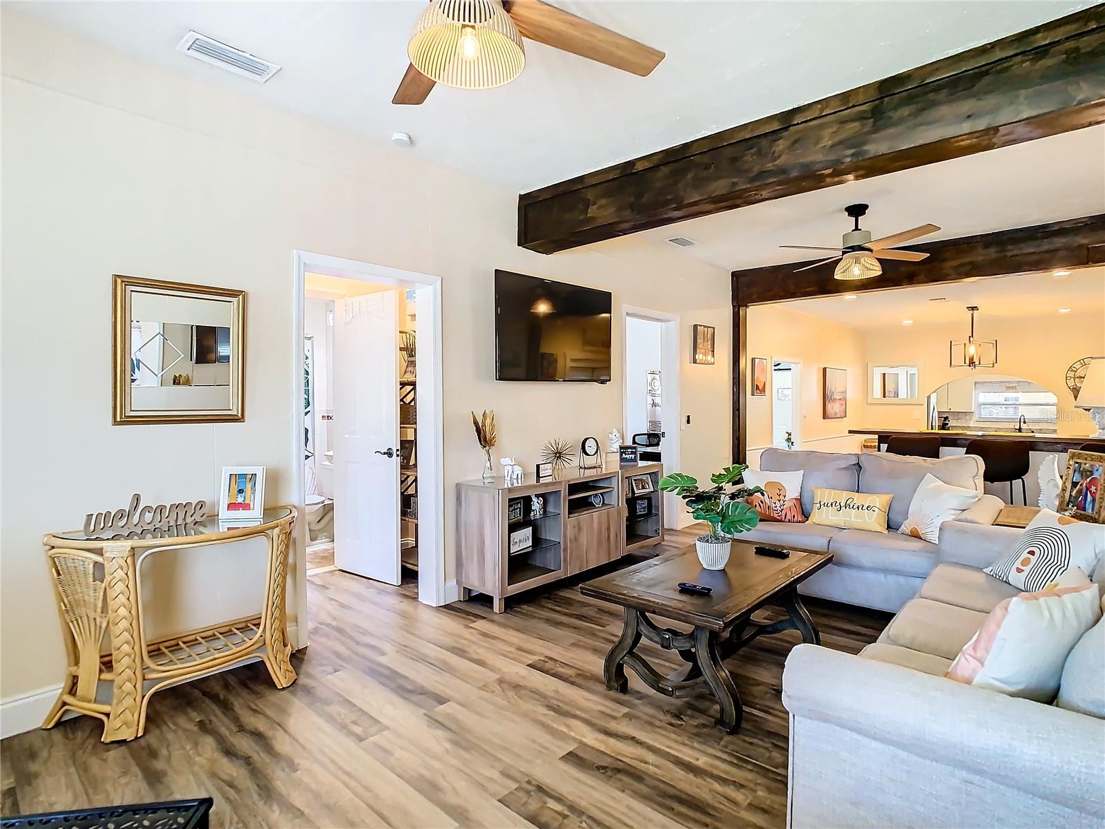 JOHN H DREWS FIRST EXT - Residential Lease
