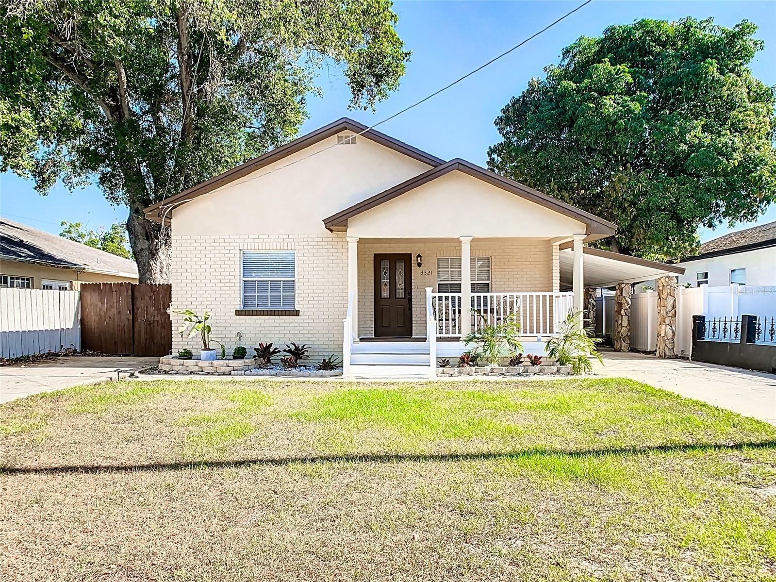 JOHN H DREWS FIRST EXT - Residential Lease