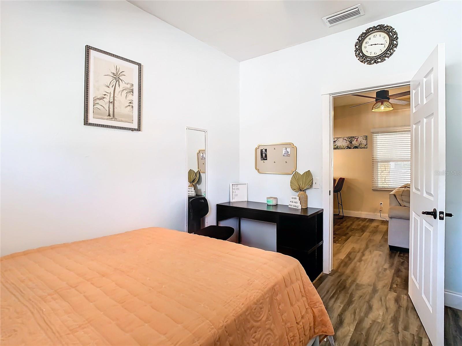 JOHN H DREWS FIRST EXT - Residential Lease