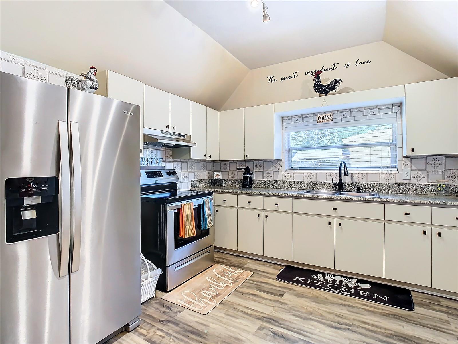 JOHN H DREWS FIRST EXT - Residential Lease