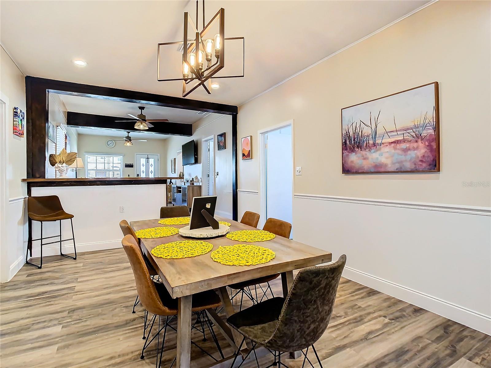 JOHN H DREWS FIRST EXT - Residential Lease
