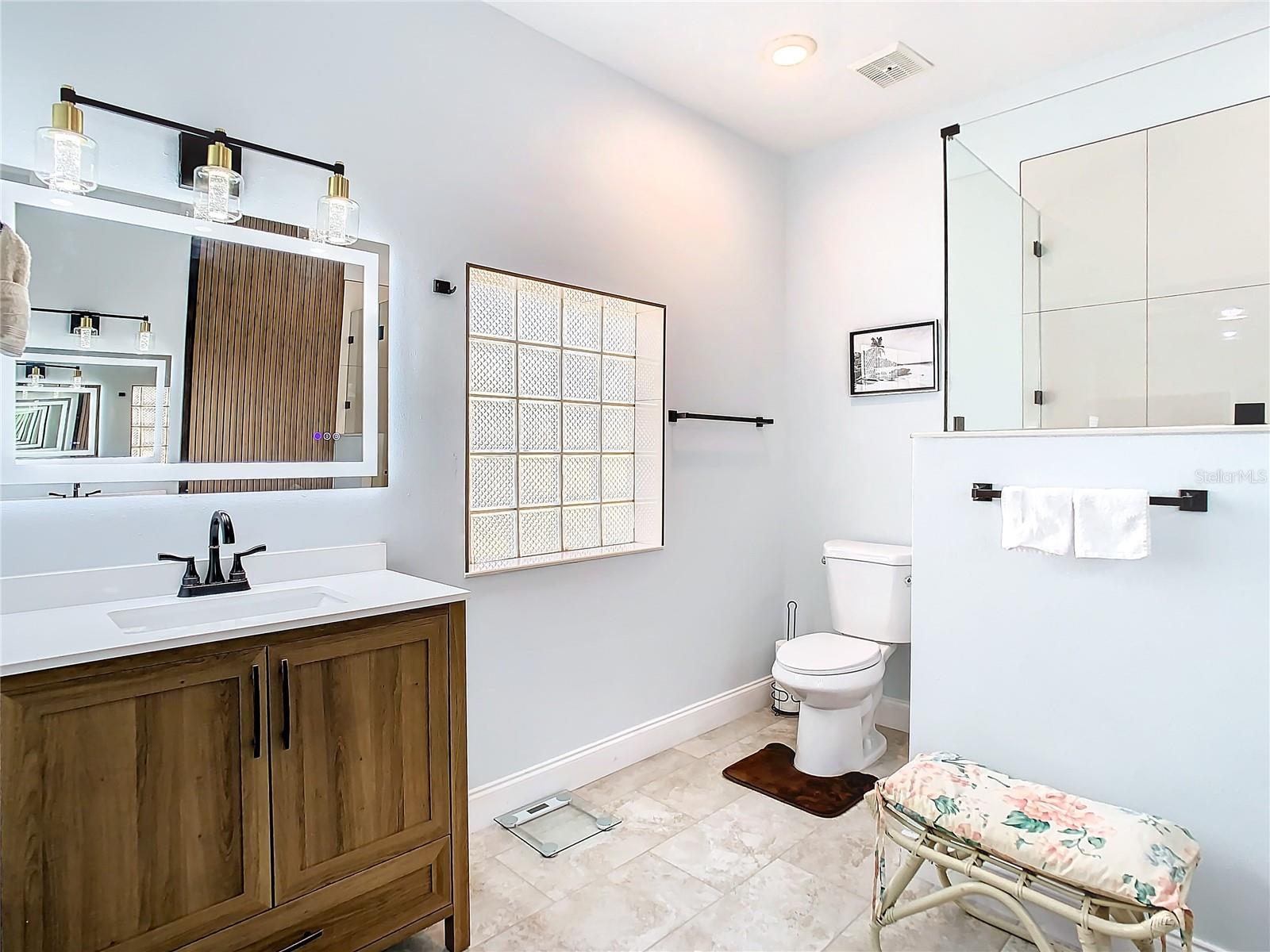 JOHN H DREWS FIRST EXT - Residential Lease