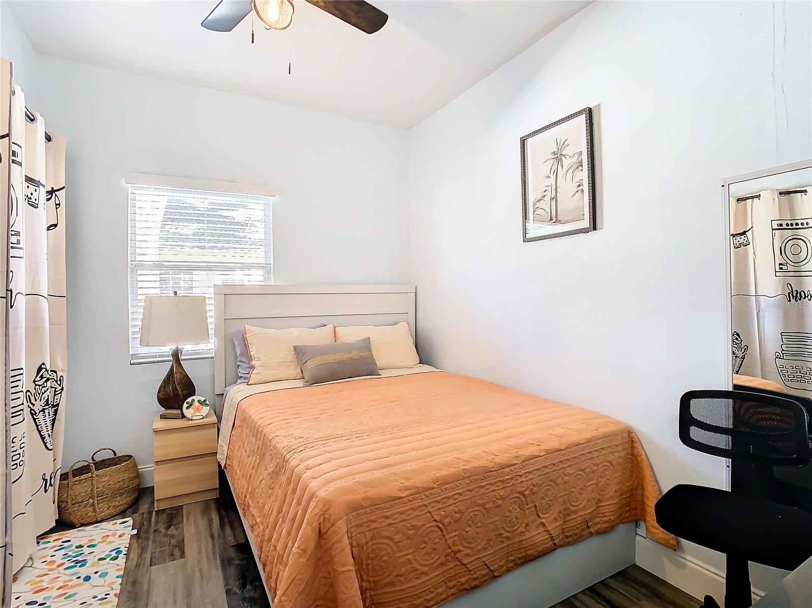 JOHN H DREWS FIRST EXT - Residential Lease