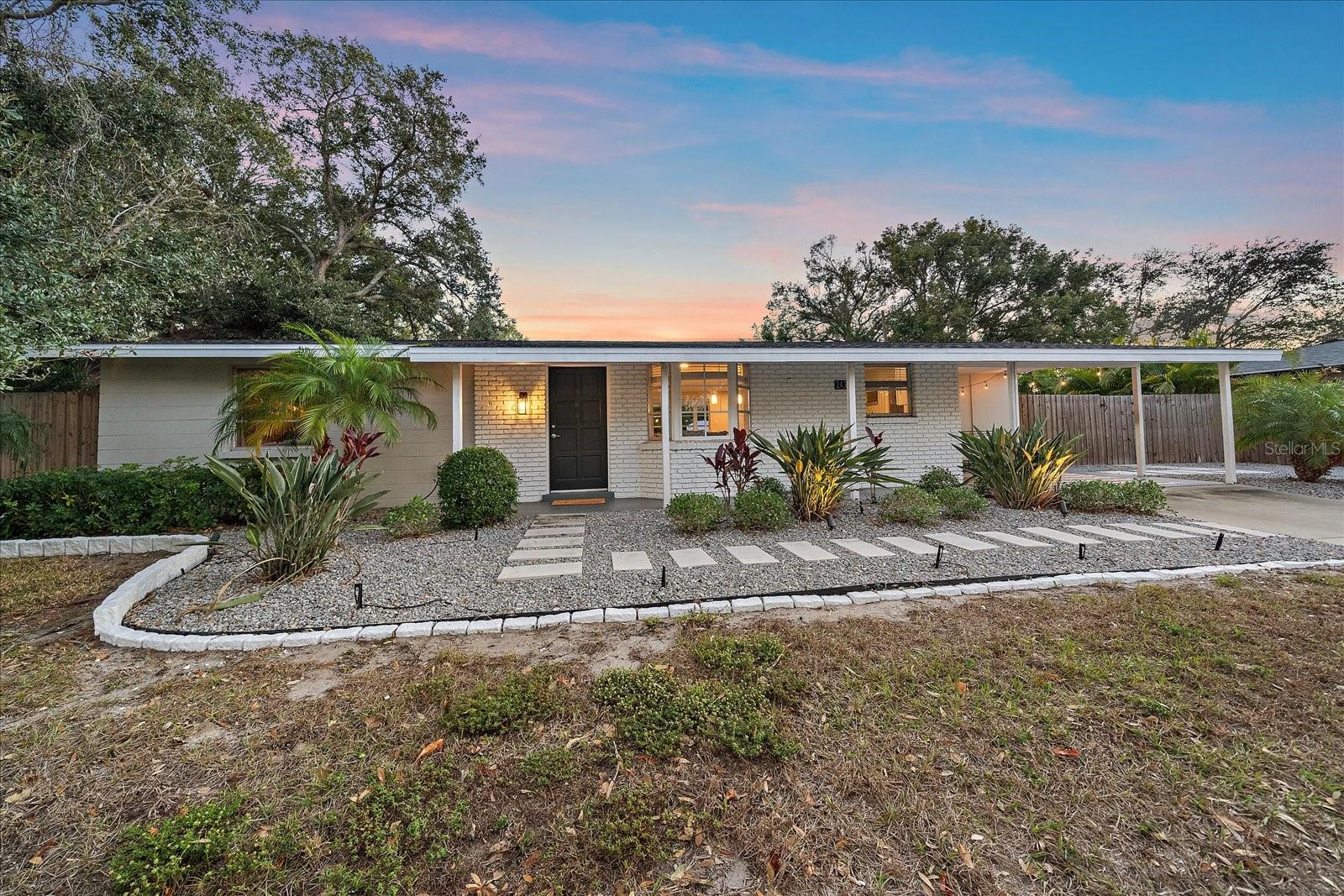 SOUTH GATE - Residential