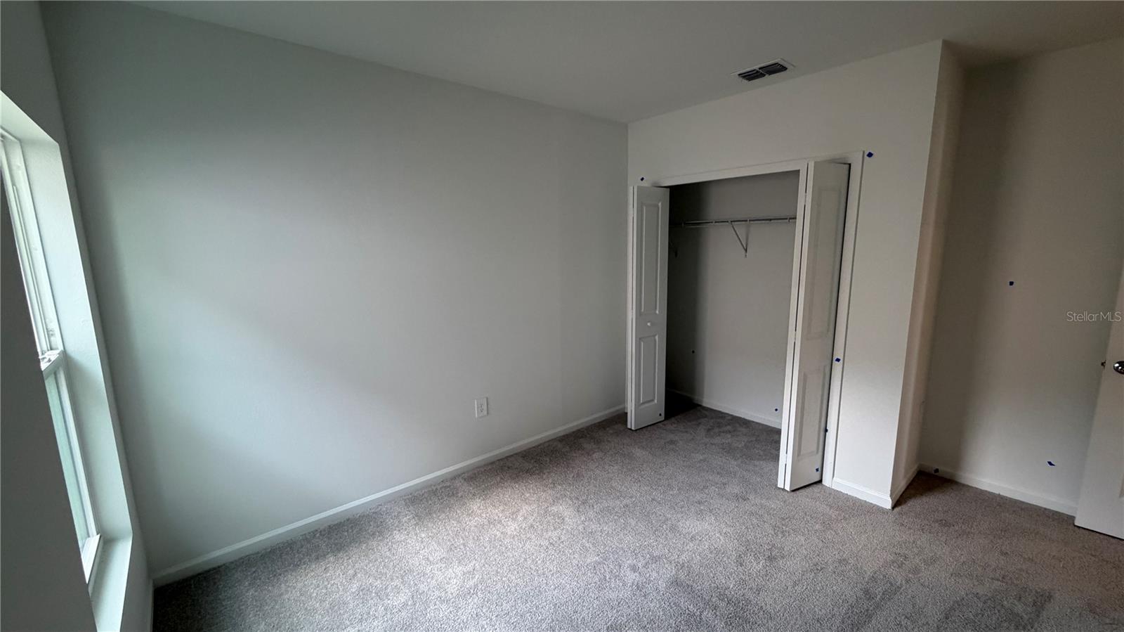 KNIGHTSBRIDGE 50S - Residential Lease